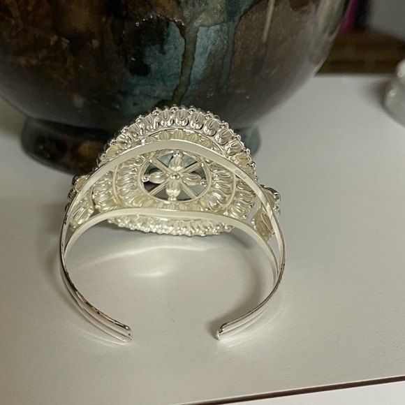 Silver Southwestern Cuff Bracelet with Sunburst Design - Picture 3 of 5